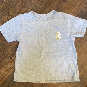 Volcom 3T shirt